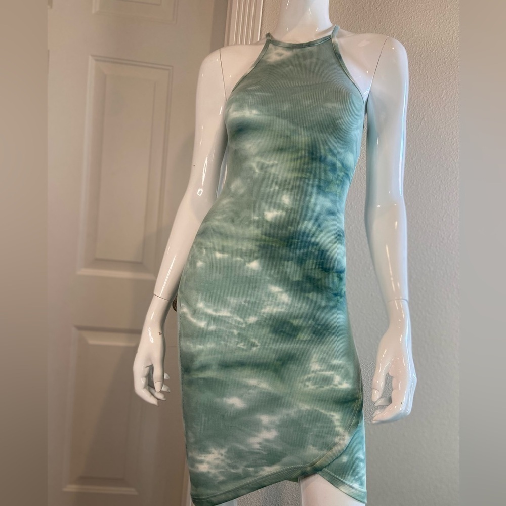 New Look~NWOT~Bodycon Tie Dye Print~Ribbed Knit~Summer~Halter Style Dress~Size S